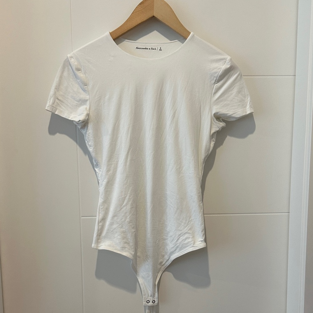 Ivory Short Sleeve Bodysuit